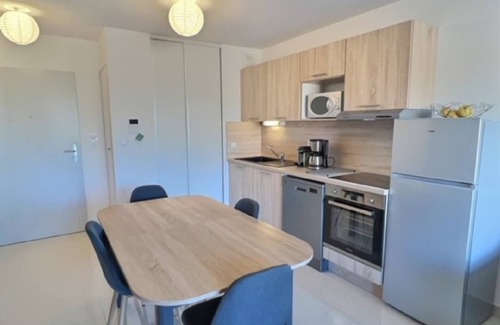 Vias Apartment | À 150 m de la plage Coquet appartement