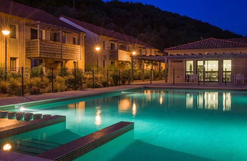 Les Eyzies Condo | À 300m du Centre! Appart avec Accès Piscine, Wi-Fi