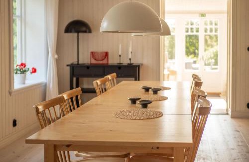 Lervik Villa | Åkagårdens Lodge