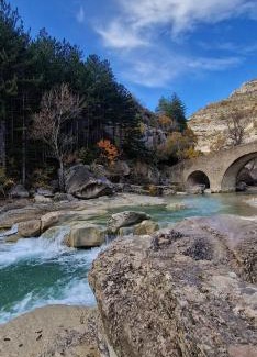 Sourribes House | Écrin de la rivière