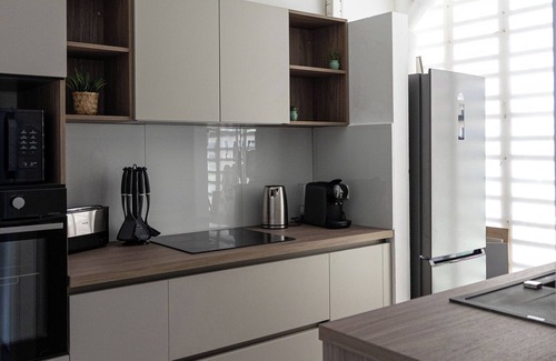 Les Abymes Apartment | Éden Escale Premium