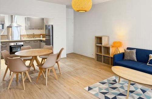 Aurillac Apartment | Élégance, confort à l'Hôtel particulier d'Aurillac