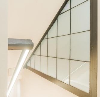 Upper Town Apartment | élégance du Quartier Européen