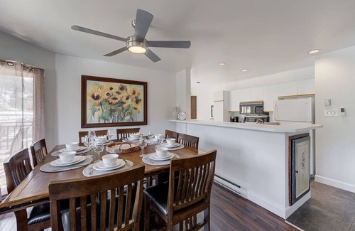Mont-Tremblant Apartment | Érablière Charm | 2BDR | Pool - Mont-Tremblant