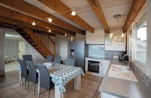 Saux-et-Pomarede House | Étage Indépendant Ferme Rénovée 150 m2 Avec vue sur les Pyrénées