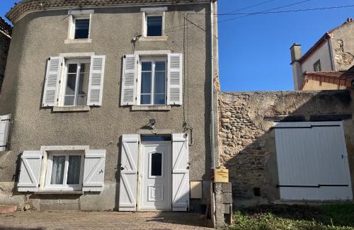 Saint-Germain-Lembron Bed & Breakfast | Étape lembronnaise