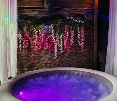 Saint-Andre Ski Chalet | ô Bois Dormant, Bungalow & jacuzzi privé