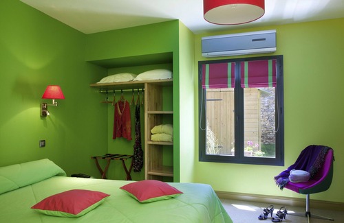 Oucques Hotel | Ô en Couleur