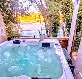 La Roque-d'Antheron Apartment | Ô Fil de la Durance