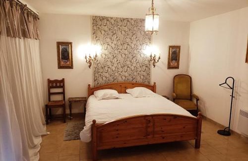 La Roque-d'Antheron Apartment | Ô Fil de la Durance