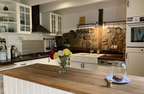 Solingen House | Ökologisches und Modernes Waldhäuschen