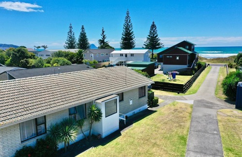 Ohope House | Ōhope Beach 3 Bedroom Holiday House