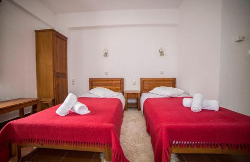 Neraidochori House | Ξενώνας Πατρικό