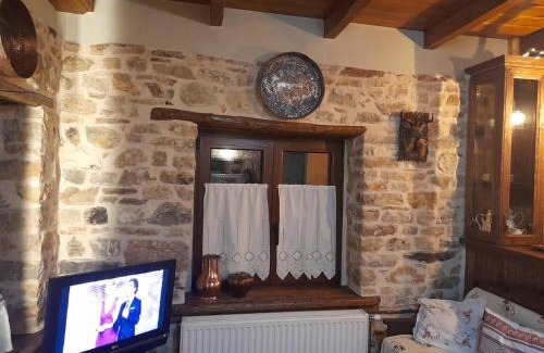 Karpenisi Apartment | Το Πέτρινο της Γιαγιάς Μαρίκας