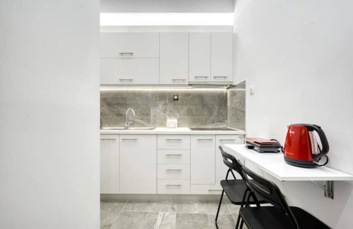 Pangrati Apartment | Φωτεινό Αρχοντικό Διαμέρισμα