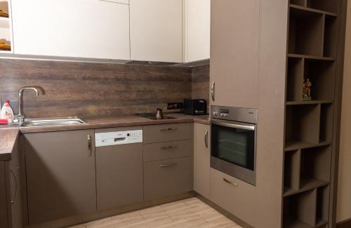 Gabrovo Apartment | Апартамент ФЕЯ - топ център, безплатно паркомясто