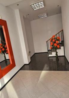 Pomorie House | Библиотеката