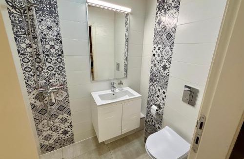 Kazanlak Apartment | Елегантен апартамент в супер центъра на града с изглед към парк, възможност за безплатно паркиране