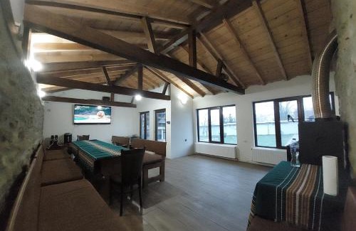 Avren Villa | Коларова къща