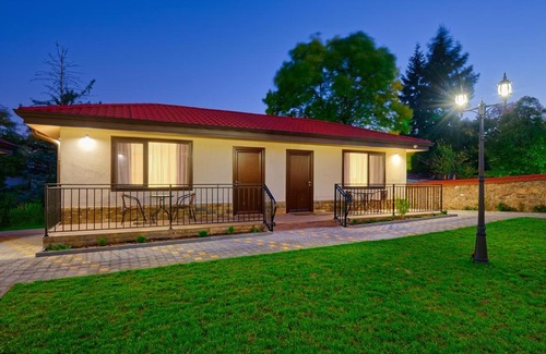 Hisarja House | Комплекс Колонада