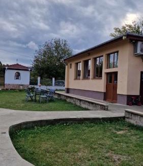 Smyadovo House | Къща за гости ЖАСМИН