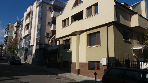Shumen Apartment | Нощувки Ботеви