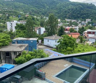 Imereti Apartment | Сдается двухкомнатная квартира с балконом в Гонио с прекрасным видом на горы