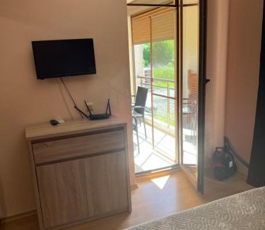 Primorsko Apartment | Частен апартамент Лагуна - Private Two-Bedroom Apartment Laguna