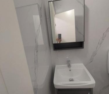 Yuval Apartment | בקתה על הנחל
