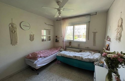 Jerusalem Apartment | דירה ל11 איש צמוד לעין כרם י-ם