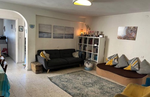 Jerusalem Apartment | דירה ל11 איש צמוד לעין כרם י-ם