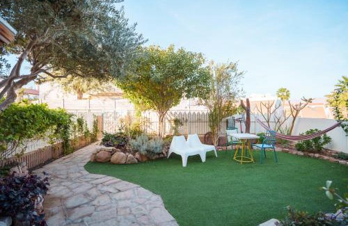 Eilat Apartment | נופש מדברי - קוטג' ודירת נופש מהממים עם נוף לים באילת