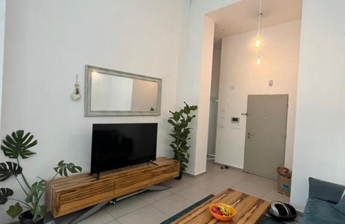 Tel Aviv Apartment | פנינה שקטה באמצע העיר