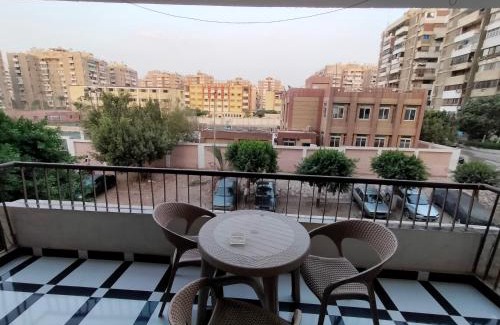 Nasr City Apartment | شقة مكرم عبيد للعائلات فقط 21 families only