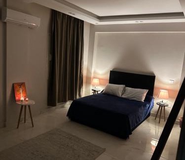 New Cairo House | غرفة مستر بحمام فى التجمع الخامس رجال فقط