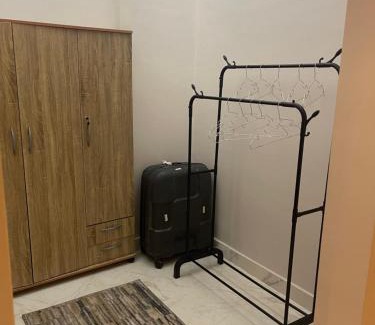 New Cairo House | غرفة مستر بحمام فى التجمع الخامس رجال فقط