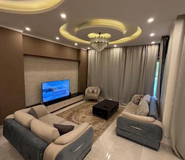 New Cairo Villa | فيلا مع حمام سباحه وجاردن 0306-888-0106