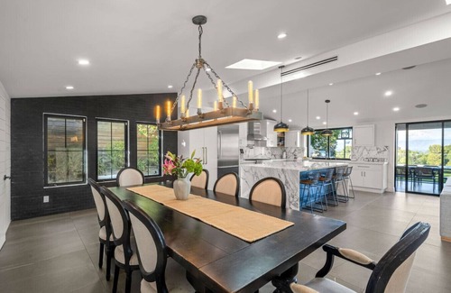 Woodland Hills House | ৎ୭ Coulson Street Retreat ৎ୭ W/Pool, BBQ&MORE