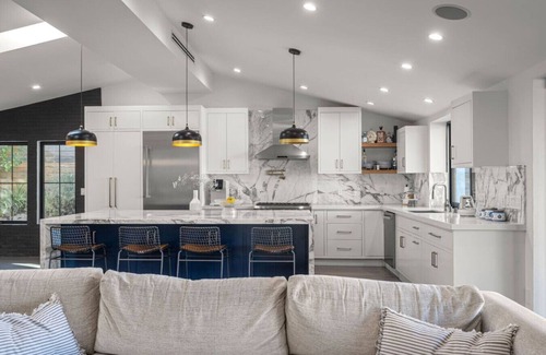 Woodland Hills House | ৎ୭ Coulson Street Retreat ৎ୭ W/Pool, BBQ&MORE