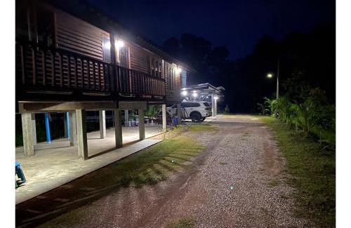 Khuan Khanun House | กำนันมี่การ์เด้นโฮม Kamnanmee Gardenhome
