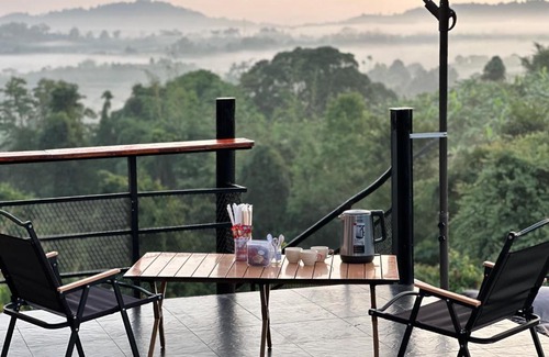 Sado Phong House | ธารน้ำ รีสอร์ท เขาค้อ