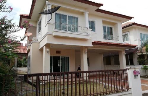 Khon Kaen Villa | บ้านชลพฤกษ์ โฮมฮักขอนแก่น