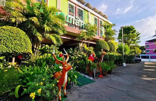Suphan Buri Villa | บ้านชายน้ำเลิศศรี Banchainam