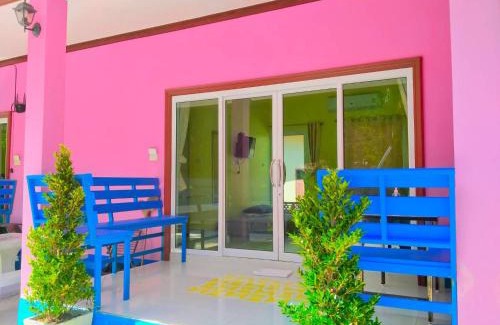 Khanom House | บ้านตึกเกสเฮ้าส์แอนด์โฮมสเตย์ขนอม