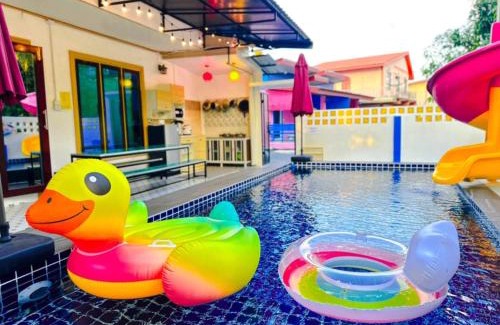 Khanom House | บ้านตึกเกสเฮ้าส์แอนด์โฮมสเตย์ขนอม