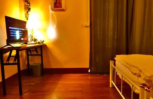 Mae On Bed & Breakfast | บ้านต้นไม้ริมน้ำ
