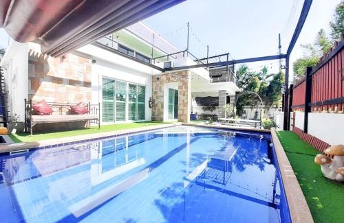 Hua Hin House | บ้านพูลแอคเซส หัวหิน 4 ห้องนอน จัดปาร์ตี้ คาราโอเกะ โต๊ะพูล พัก 8-20 คน