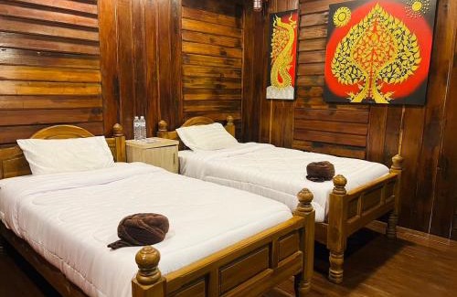 Chiang Dao District House | บ้านระเบียงน้ำ แม่แมะ
