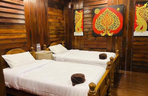 Chiang Dao District House | บ้านระเบียงน้ำ แม่แมะ