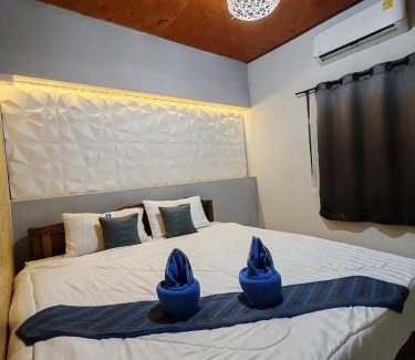 Ko Libong House | บ้านหัวเรือโฮมสเตย์เกาะลิบง Baan huaruea homestay